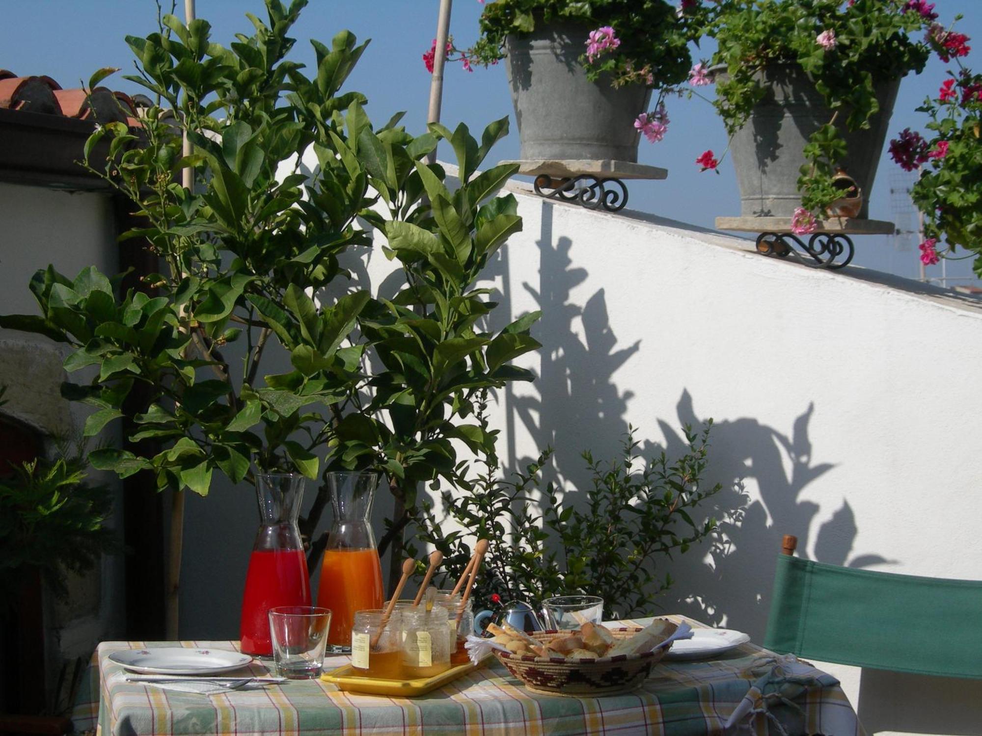 Piazza San Pantaleo Bed & Breakfast Sorso Exterior photo