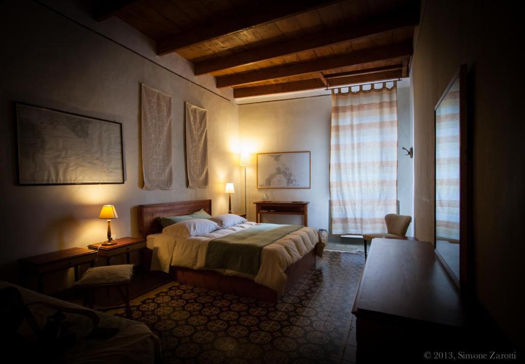 Piazza San Pantaleo Bed & Breakfast Sorso Room photo